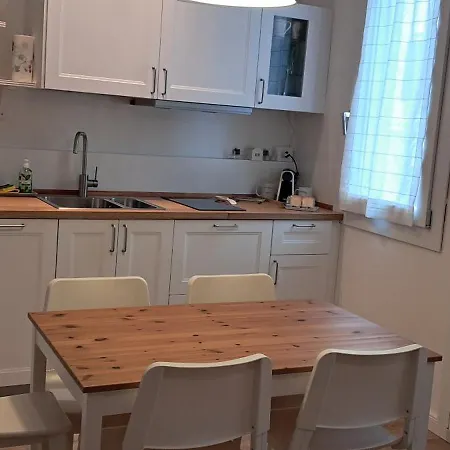 Appartement Casa Carlotta Al Portello, Vicino Al Centro E All'ospedale *